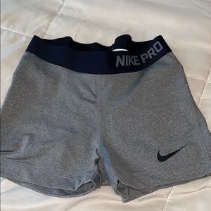 Nike pro